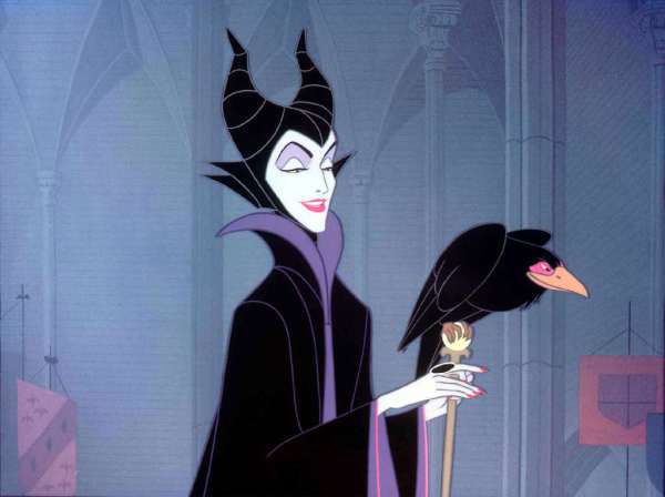 SHE BRINGS HER BITCHIN' RAVEN TO THE PARTY maleficent1 Disney